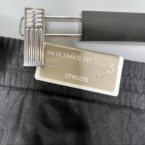 Chicos linen blend the ultimate fit cargo pants nwt - Picture 5 of 9